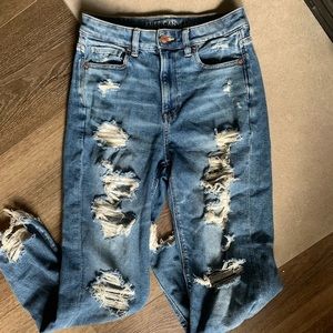 American Eagle Stretch Mom Jeans - Size 2 Regular